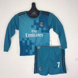 ronaldo jersey and shorts